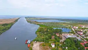 Fenomen îngrijorător pe Dunăre. Marea Neagră împinge apa sărată spre interior. Sursele de apă potabilă pot fi în pericol