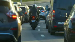 Comerțul auto, în scădere în prima jumătate a anului. Afacerile din sector au coborât cu 0,4%
