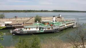 Dunărea, la cote alarmant de mici: Bulgaria ia măsuri speciale pentru centrala nucleară de la Kozlodui