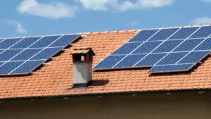 Record mondial pentru energia solară: noua tehnologie care ar putea produce mai multă electricitate pe aceeași suprafață
