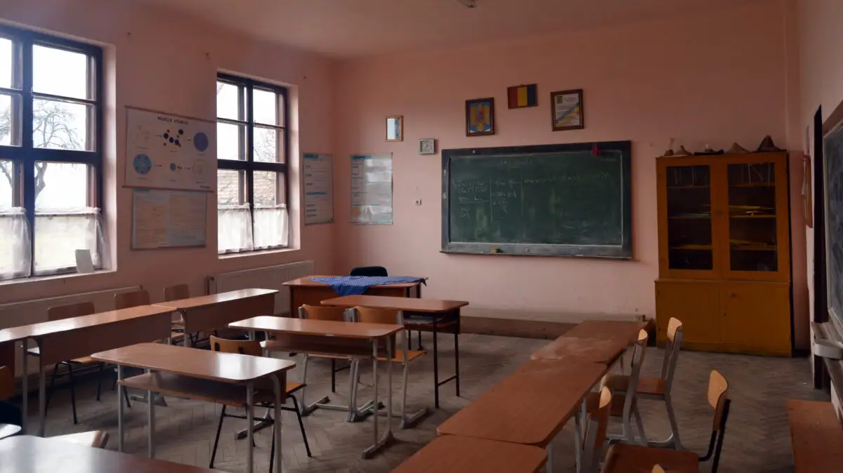 scoală, sală de clasă, școală la sat