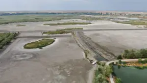Debitul Dunării se apropie de minimul istoric din 1985. Autoritățile iau măsuri de urgență pentru menținerea în funcțiune a Cernavodă