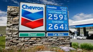 Chevron investește 7 miliarde de dolari în Venezuela. Producția de petrol va fi mai mult decât dublată