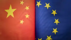 UE cumpără de trei ori mai mult de la China decât vinde. Deficitul comercial a depășit 1 miliard de euro pe zi