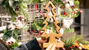 De ce încep românii să cumpere decorațiuni de Crăciun tot mai devreme