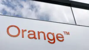 Orange România pregătește plecări voluntare și pensionări anticipate. Ce se întâmplă cu angajații companiei