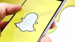 Snap aduce ochelarii AR în companii. Nvidia, AWS și Salesforce dezvoltă soluții pentru Specs