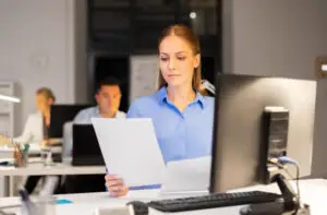 Când este momentul să externalizezi procesele de HR și payroll