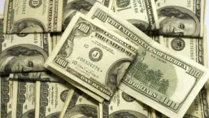 Randamentele obligațiunilor SUA au atins maximul ultimilor trei ani. Investitorii cer dobânzi mai mari