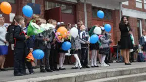 Elevii și profesorii au parte de un weekend prelungit în luna octombrie! Când începe prima vacanță din anul școlar 2026-2027
