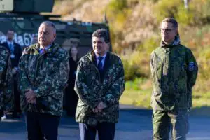 România și Finlanda își consolidează cooperarea militară. Nicușor Dan anunță trecerea de la F-16 la F-35