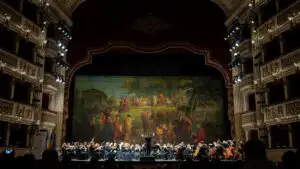 Opera Națională București a urcat pe scena celui mai vechi teatru de operă din lume. Artiștii români au susținut o gală specială în Italia