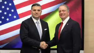 ASF vrea să consolideze parteneriatul cu Statele Unite. Alexandru Petrescu, discuții cu ambasadorul SUA despre investiții și noi listări la bursă