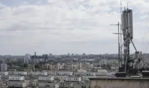 Viața la bloc în România – chiria antenelor de pe bloc. Cum pot fi cheltuiți banii încasați de asociația de proprietari