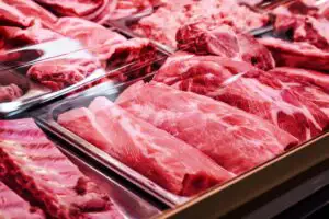 Bugetul pentru masa de Crăciun, pus la încercare. Prețul cărnii de porc ar putea crește