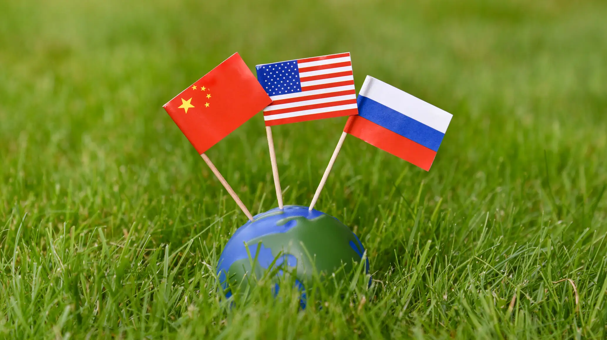 Rusia propune o întâlnire Putin-Trump-Xi în China Kremlinul este deschis la o reuniune trilaterală în marja summitului APEC