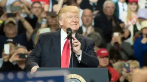 Donald Trump pregătește un nou „țar al AI”! Ce plan pregătește Casa Albă pentru inteligența artificială