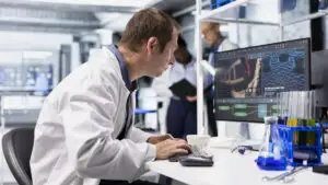 Premieră mondială: inteligența artificială va ajuta în lupta cu amenințările biologice. Marea Britanie va investi 100 milioane de lire