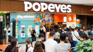 Popeyes deschide un nou restaurant în România. Compania vrea să ajungă în toate orașele importante