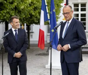 Macron și Merz cer UE un nou arsenal comercial: Europa vrea să poată lovi rapid în țările care declanșează un război comercial