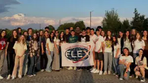 România și SUA, parteneriat extins în educație prin programul FLEX. Zeci de elevi români vor putea locui și învăța în America în anul școlar 2027-2028