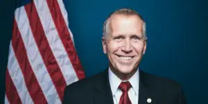 Decizia lui Trump ar putea pune în pericol viețile americanilor! Un senator american avertizează că măsura încălca legea