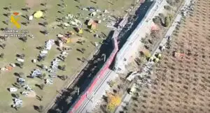Trei zile de doliu național în Spania, după accidentul feroviar cu cel puțin 68 de morți. Anchetatorii au dezvăluit cum s-a produs tragedia