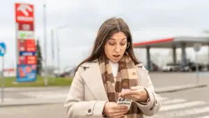 Motorina atinge un nou record în UE! Cât a ajuns să coste un litru la pompă