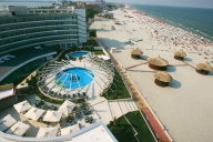 Când hotelierii şi agenţiile de turism se ceartă, bulgarii câştigă