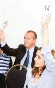 Anarhie în achiziţiile publice