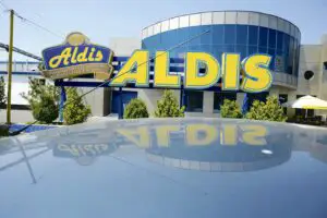 Moştenitorii Aldis, între executări silite şi probleme bancare