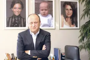 Dan Șucu își face planuri pentru încă 20 de ani de Mobexpert