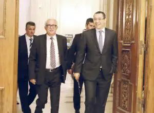 Reorganizările au murit! Trăiască falimentul!