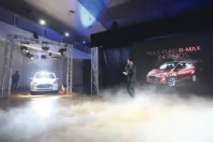 Ford pune preț pe B-Max. Comenzile pot fi deja făcute