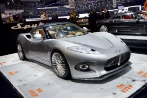 Spyker B6 Venator: La distanță