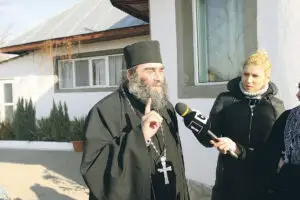 Basilica, Lumina şi Trinitas, în concurenţă cu trustul PRO