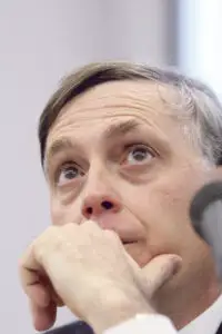 De Soto: «Acum plătim expansiunea creditului creat de bănci din nimic»
