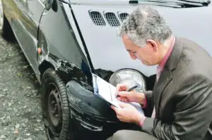 Cu cât vor scumpi poliţele RCA noile schimbări legislative