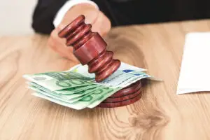 Impozitarea salariului şi drepturile de autor