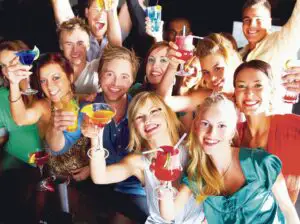 Petrecerea dintre ani se vinde bine la cluburile din Capitală