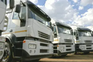 Vânzările de vehicule comerciale aproape de avarie
