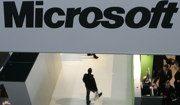 Microsoft află mâine dacă va plăti o amendă de 889 milioane euro