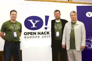 Hackerii români i-au jucat în algoritmi pe șefii de la Yahoo!