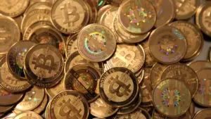 Moneda Bitcoin s-a depreciat după o măsură luată de FBI