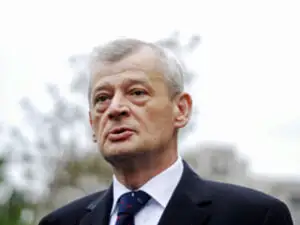 Sorin Oprescu: „Refacerea faţadelor imobilelor de pe marile bulevarde se va putea realiza cu bani europeni”