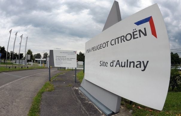 PSA Peugeot Citroen a raportat pierderi istorice de 5,01 mld. euro în 2012