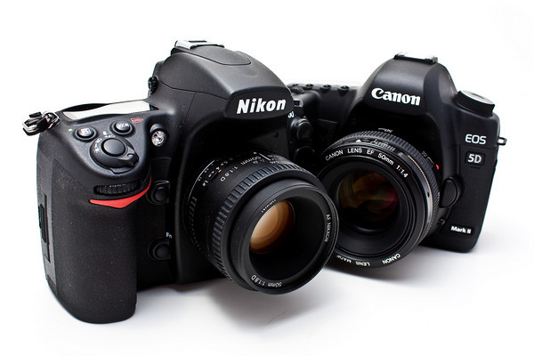 De ce este Canon mai bun decât Nikon