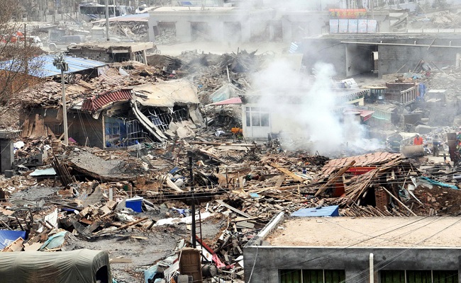 Seism în China: Bilanţul a ajuns la cel puţin 152 de morţi şi peste 5.500 de răniţi