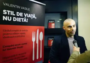 (P) Antrenorul și nutriționistul World Class -Valentin Vasile își lansează propriul ghid de slăbire