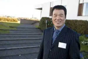 Nu stau la discuții: Chinezii ne cumpără bucată cu bucată